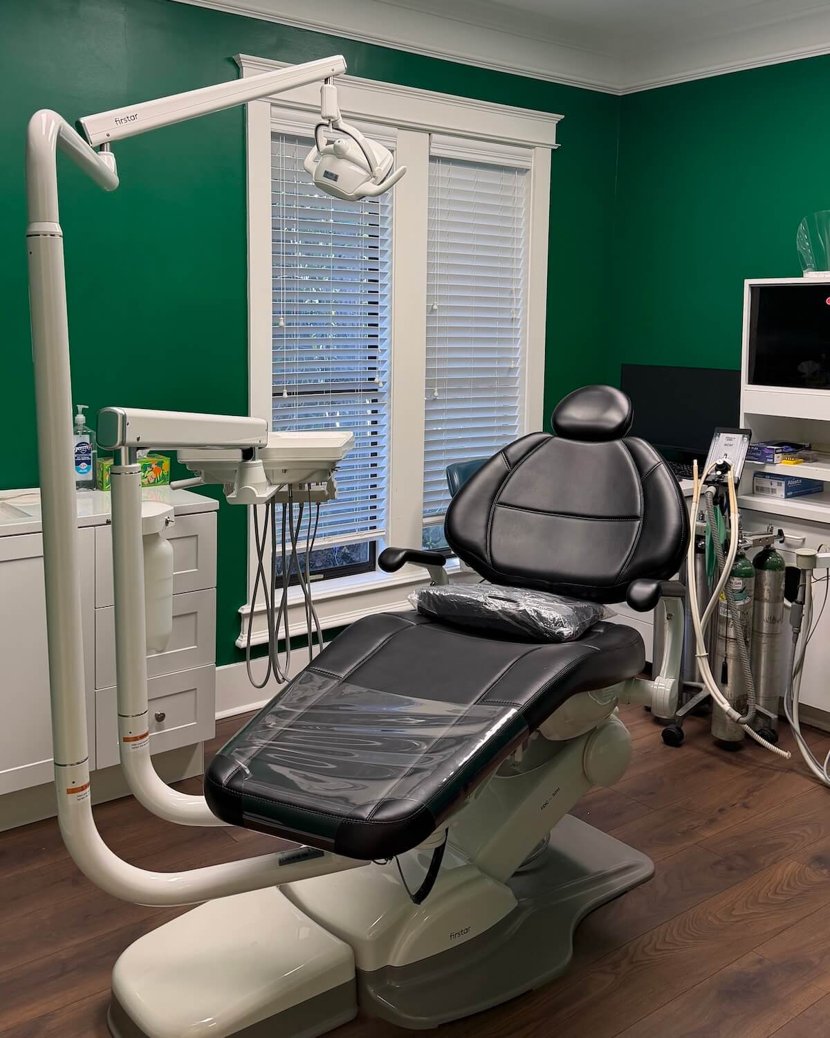 Green Pediatric Operatory Room